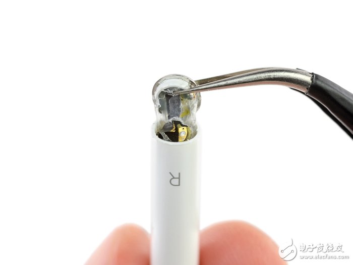 AirPods⣺޸ԣǧŪAirPods