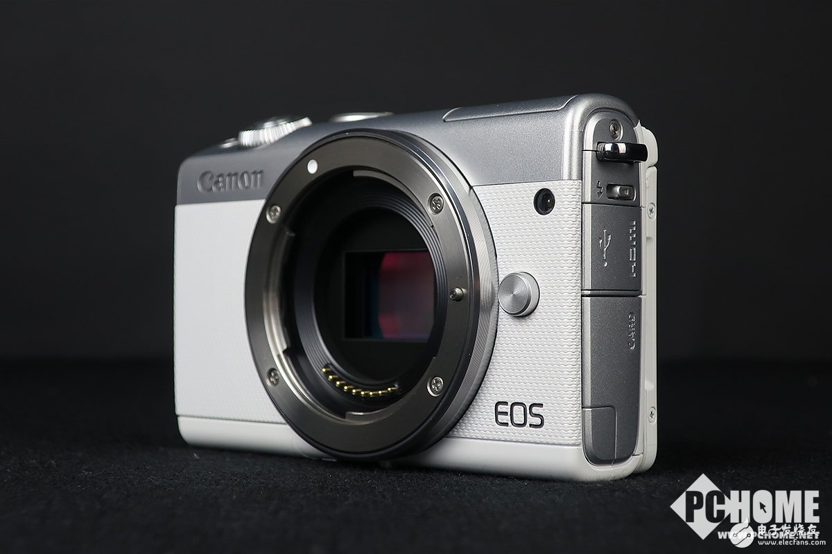 һɫʸ EOS M100