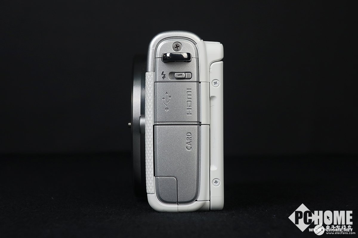 һɫʸ EOS M100