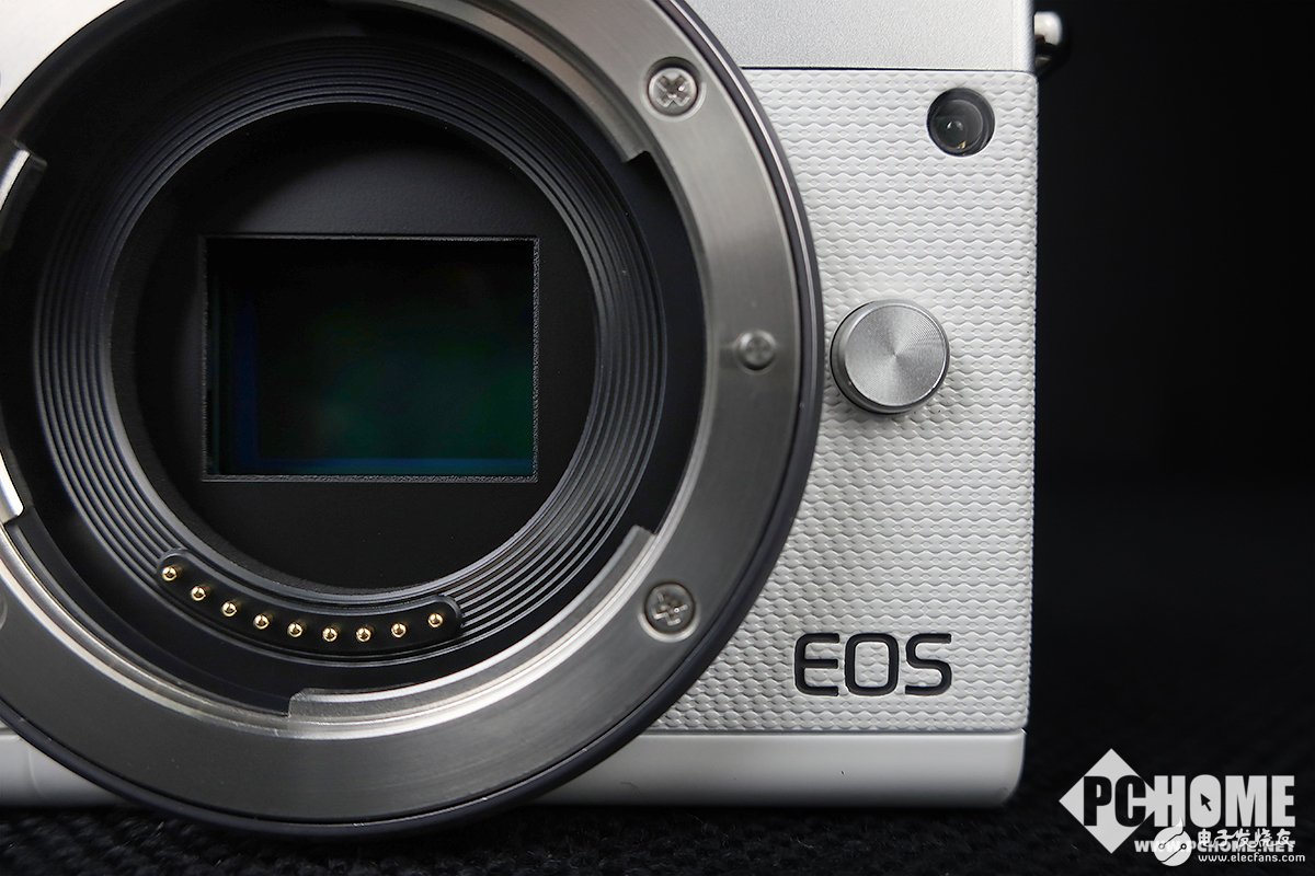һɫʸ EOS M100