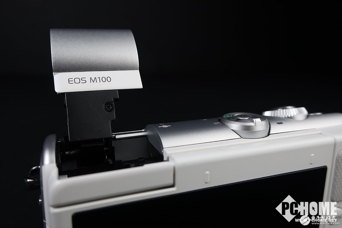 һɫʸ EOS M100