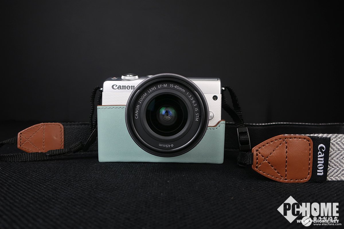 һɫʸ EOS M100