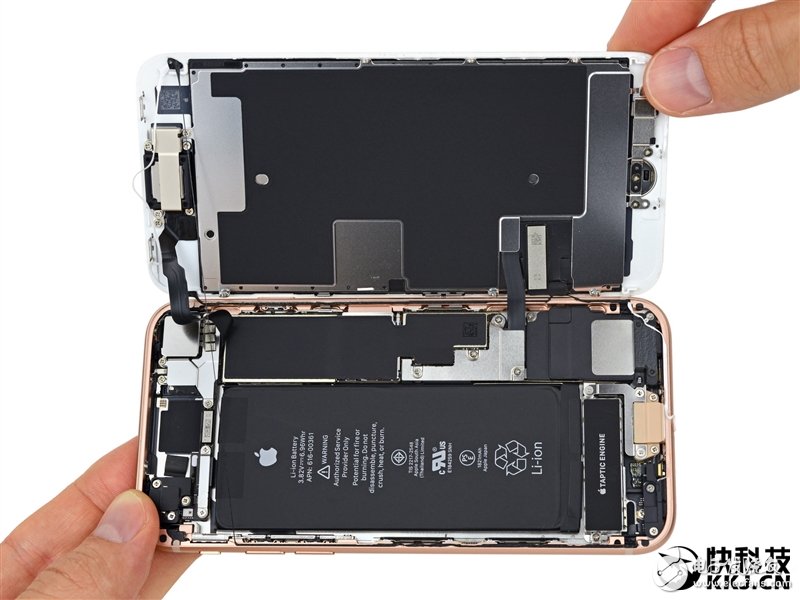 iPhone 8ȫ⣺2GBڴ漣