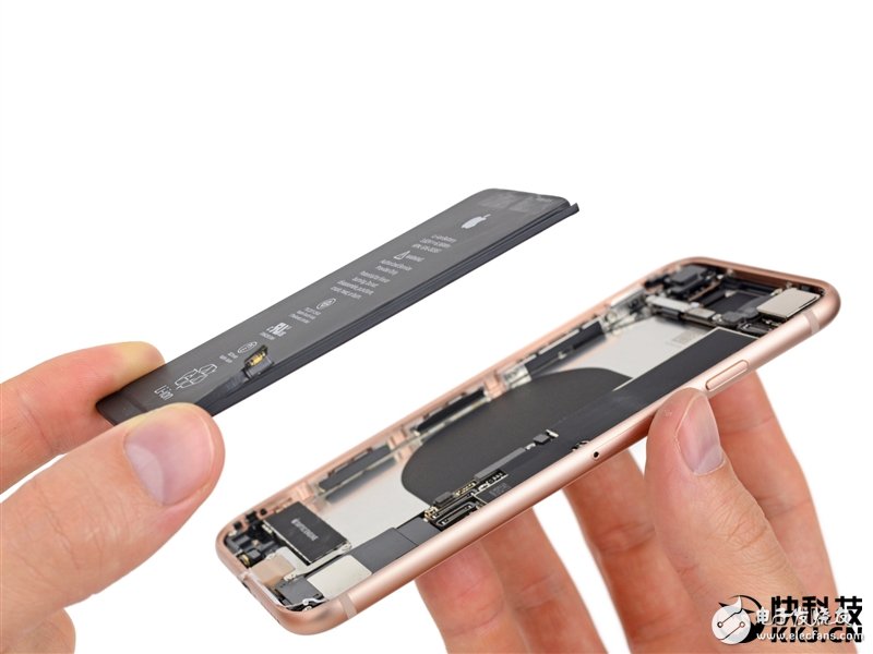 iPhone 8ȫ⣺2GBڴ漣